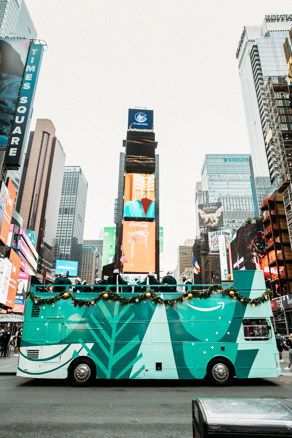 New York City Holiday Cheer Bus — photo 2